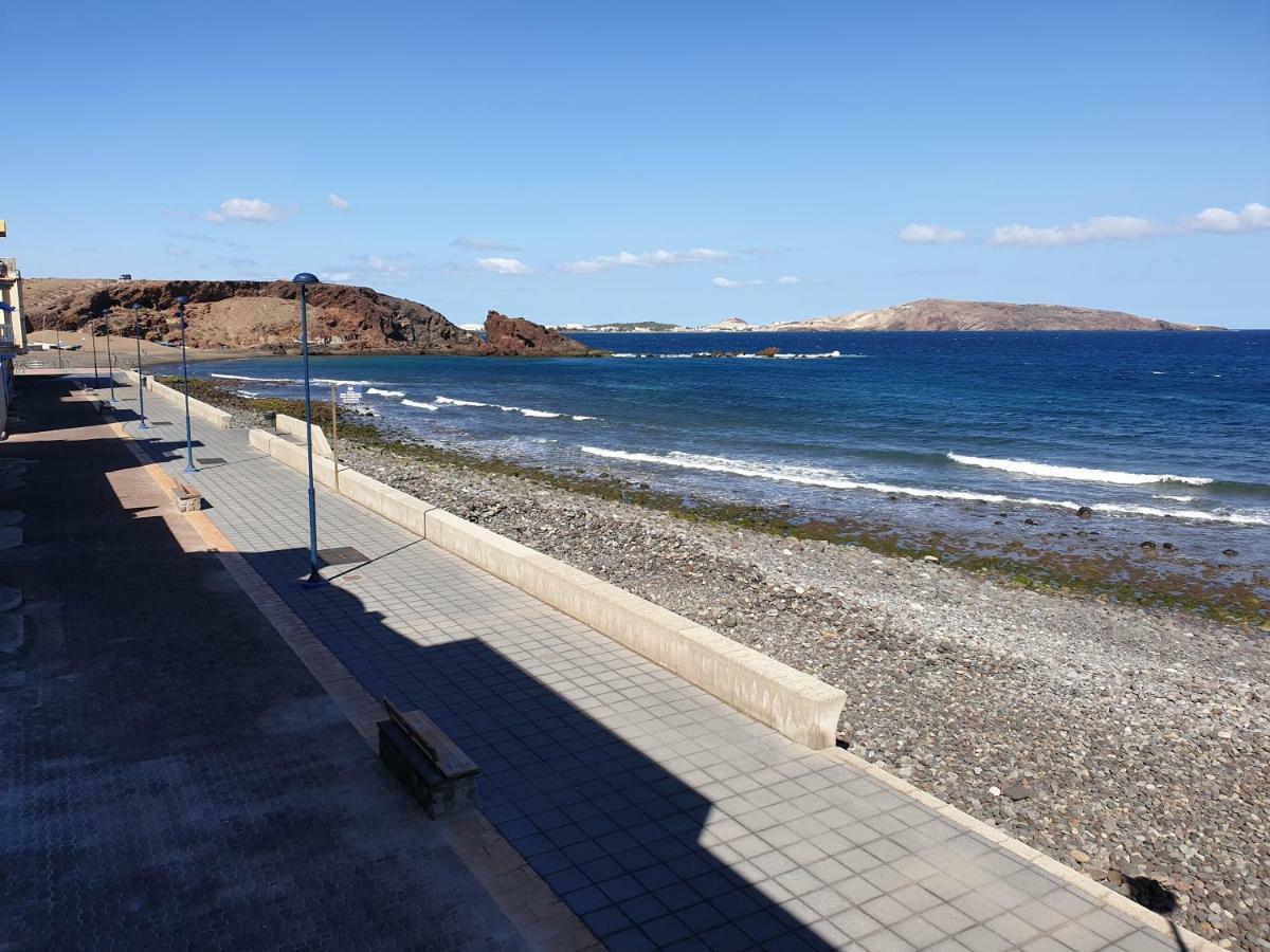 Apartamento Brisas Del Mar Apartment, One Step From The Sea. *